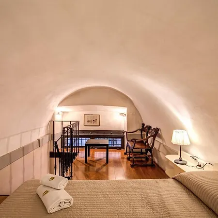 Magenta Collection Specchi Semesterbostad *