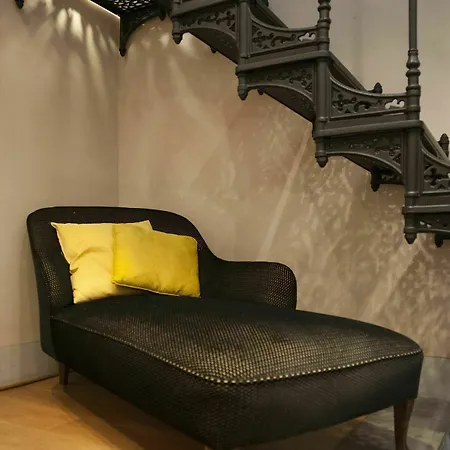 Magenta Collection Specchi Semesterbostad