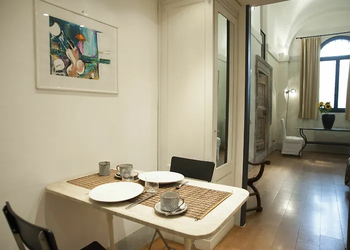 Magenta Collection Specchi Casa de Férias Roma