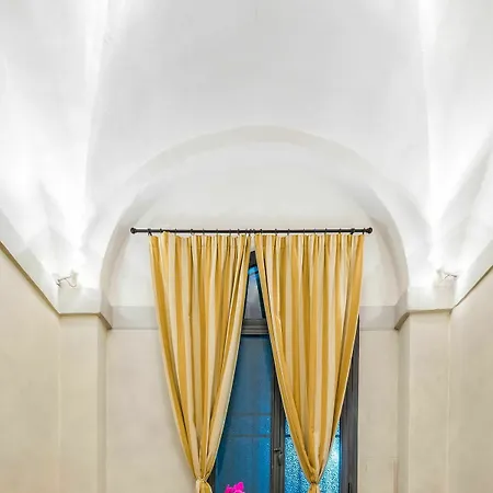 Holiday home Magenta Collection Specchi Rome