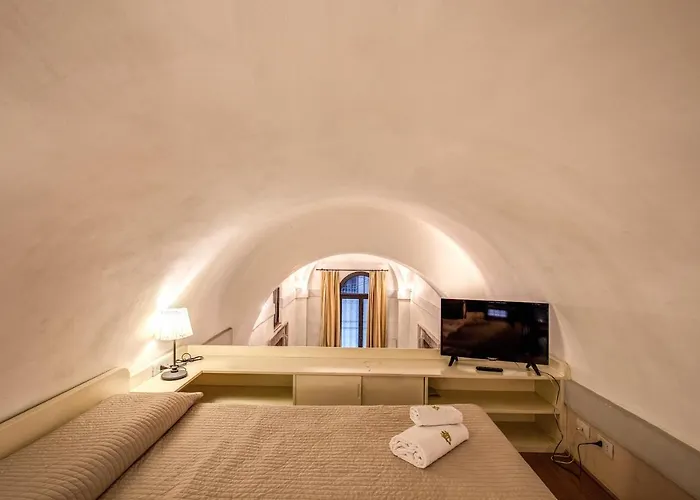 בית נופש Magenta Collection Specchi *