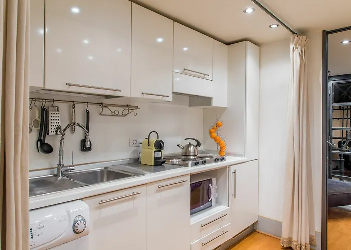 בית נופש Magenta Collection Specchi רומא
