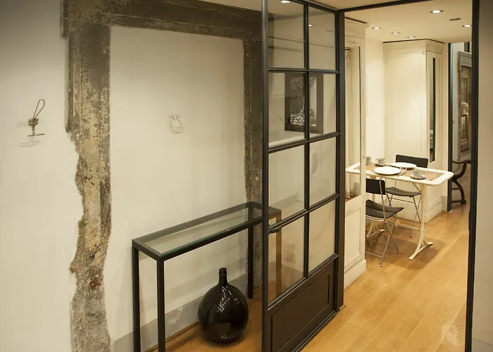 Magenta Collection Specchi Casa vacanze